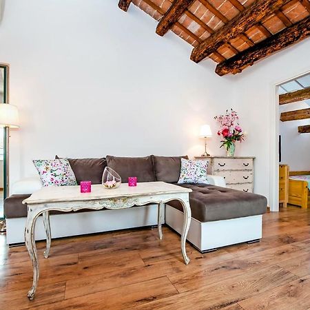 רוביני Apartment Casa Alek מראה חיצוני תמונה