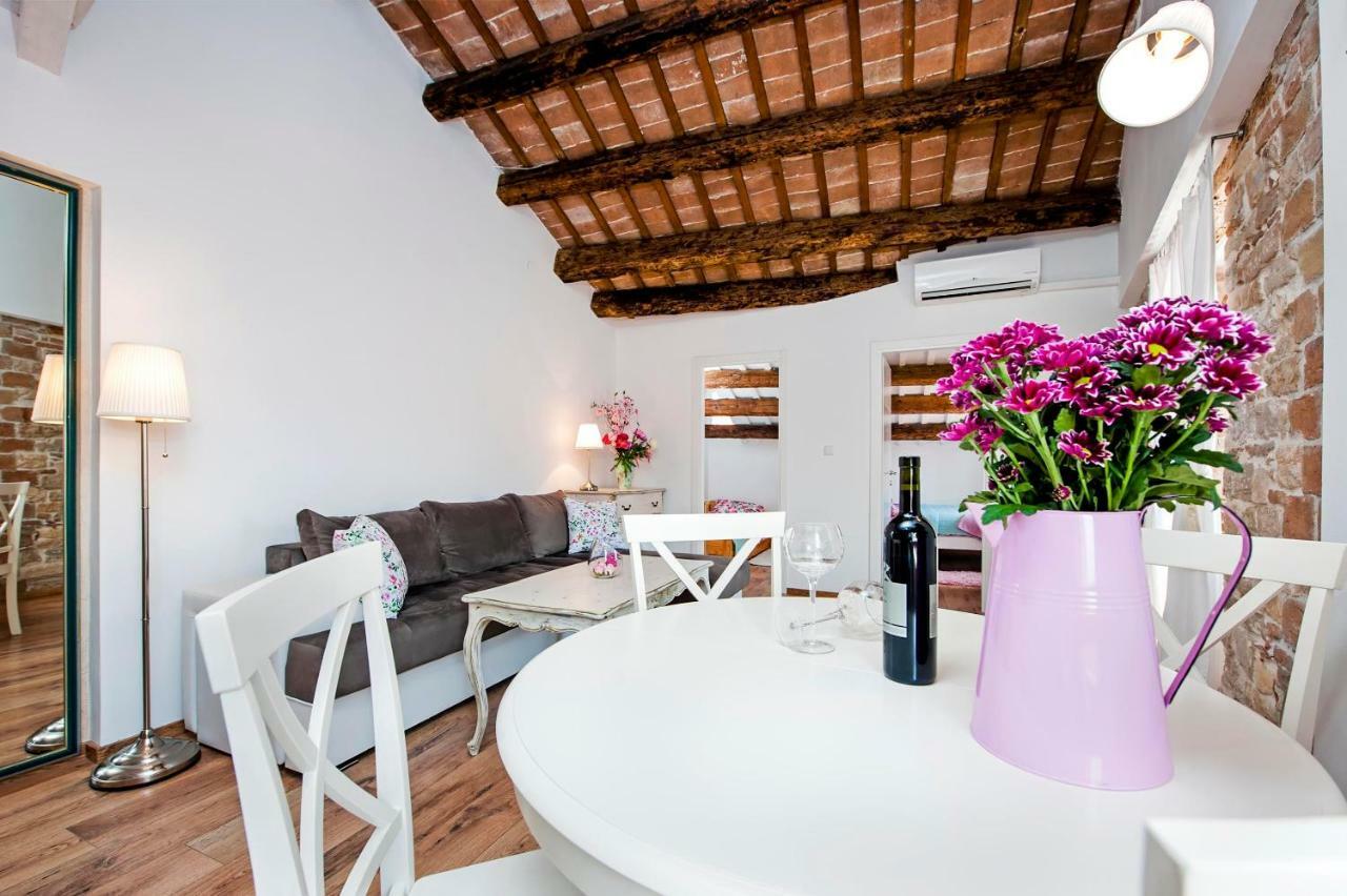 רוביני Apartment Casa Alek מראה חיצוני תמונה
