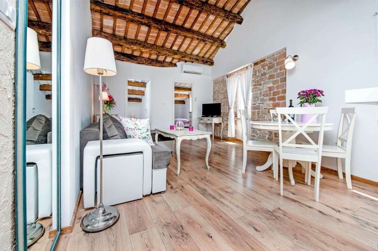 רוביני Apartment Casa Alek מראה חיצוני תמונה